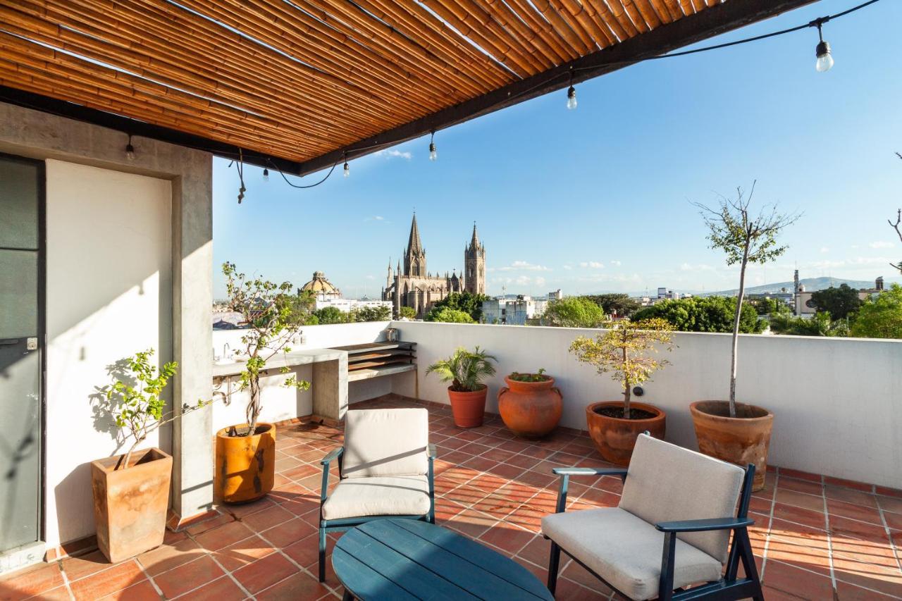 Апартаменты Loft Con Terraza Privada, Vista Al Expiatorio Гвадалахара Экстерьер фото